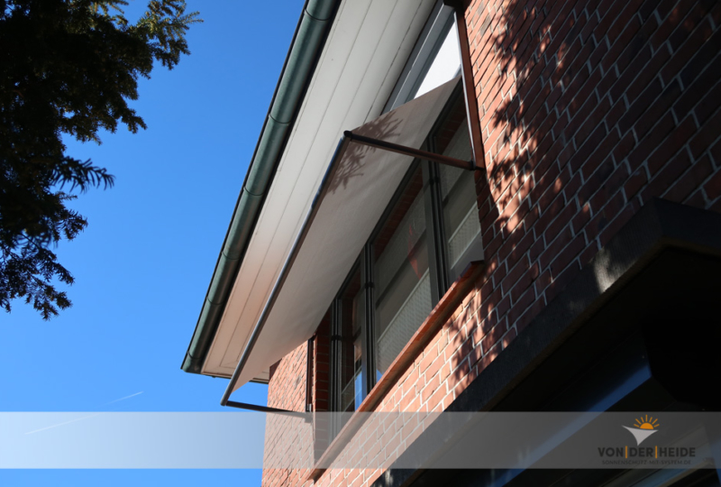 Fenstermarkise Markisolette Typ Leiner-Canto mit Screen-Tuch Serge 600