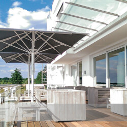 Bahama Jumbrella Gastro-Schirm Lounge-Terrasse Bahama Jumbrella Gastro-Großschirm in Loungebar