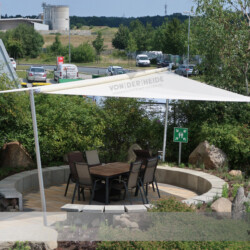 Comfort-Segel-Außensitzplatz Comfort-Segel für Außensitzplatz in Firma