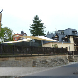 Hotel Schöne Aussicht Dresden Sonnensegel auf Restaurant-Terrasse am denkmalgeschützten Hotel Schöne Aussicht in Dresden