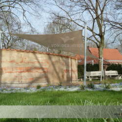 Sonnensegel Internationale Gartenschau Hamburg Das Sonnensegel schützte die Mitarbeiter im Themenpark "Religionen" auf Internationalen Gartenscheu Hamburg 2013