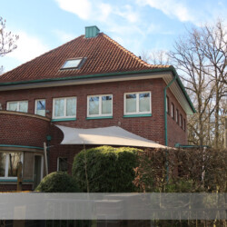 Design und Sonnenschutz Bei professioneller Planung bieten Sonnensegel Schutz vor Sonne und Regen und werten die Optik des Anwesens auf. Soltau