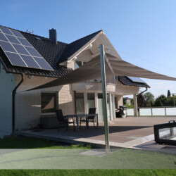 Sonnensegel für großzügige Sonnen- und Schattenplätze Wir planen und positionieren Ihr Sonnensegel so, dass es Ihnen Sonnen- und Schattenplätze bietet - so wie Sie es wünschen.