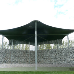 Wetterschutz-Segel im Tierheim Berlin Ganzjahressegel für drei Hundetrainingsbereiche im Tierheim Berlin