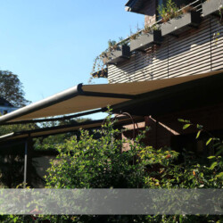 Markise LEINER-Fino Gelenkarmmarkise LEINER-Fino in Hamburger Elbvorort